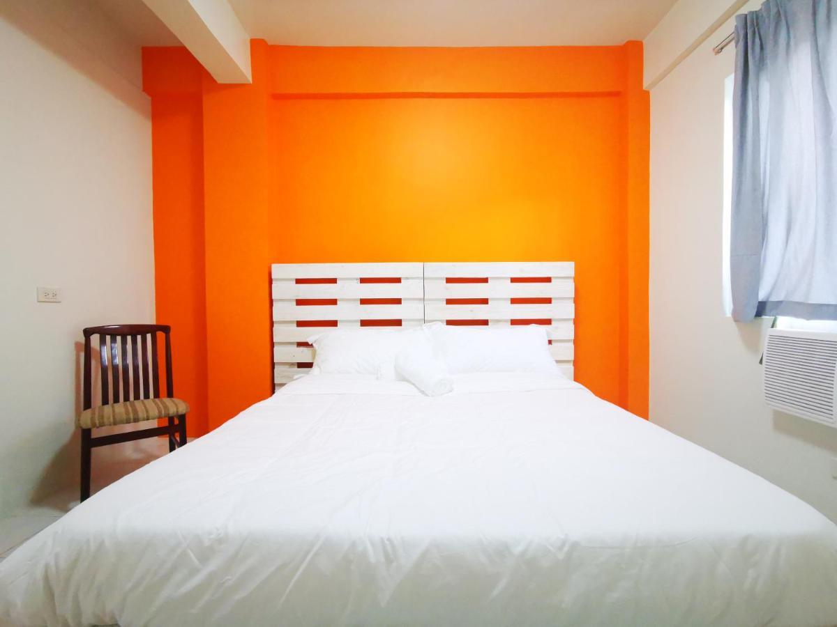 Innspired Hostel Ph In Makati, Metro Manila Makati City Екстериор снимка