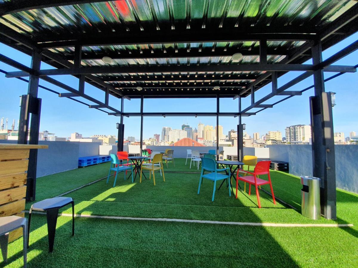 Innspired Hostel Ph In Makati, Metro Manila Makati City Екстериор снимка